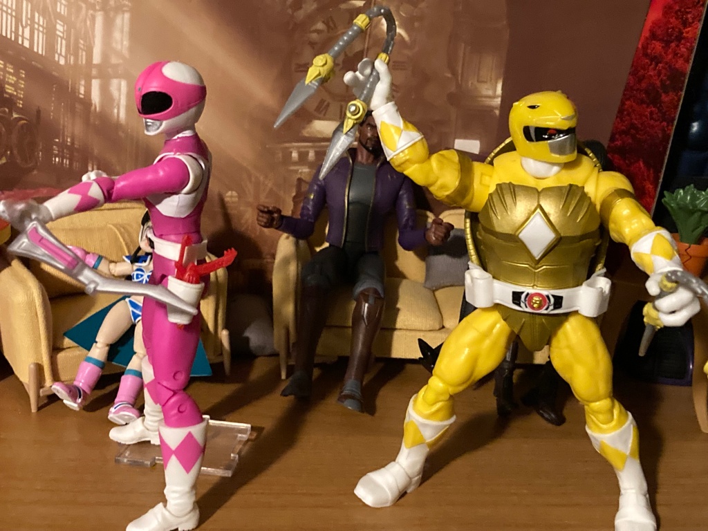 Review: Power Rangers x Teenage Mutant Ninja Turtles Lightning Collection – Morphed April O’Neil and Morphed Michaelangelo