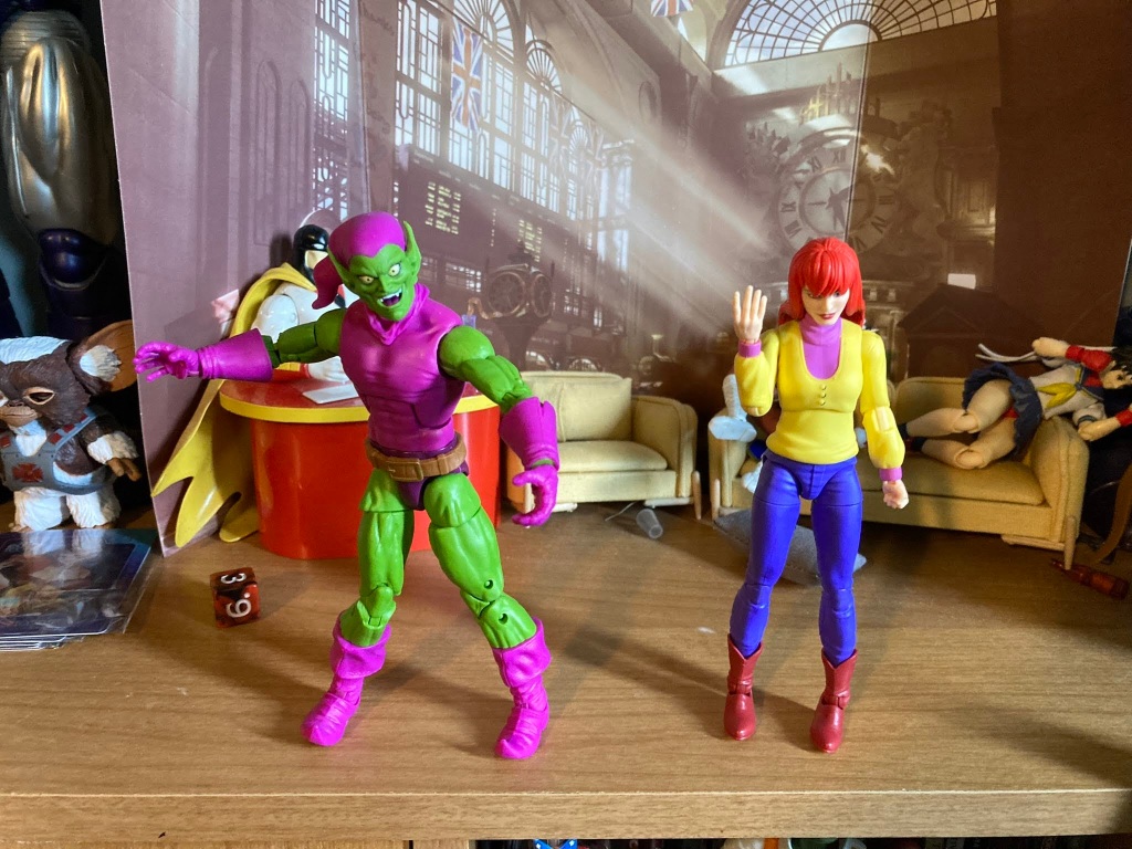 Review: Marvel Legends Spider-Man: Green Goblin and Mary Jane Watson